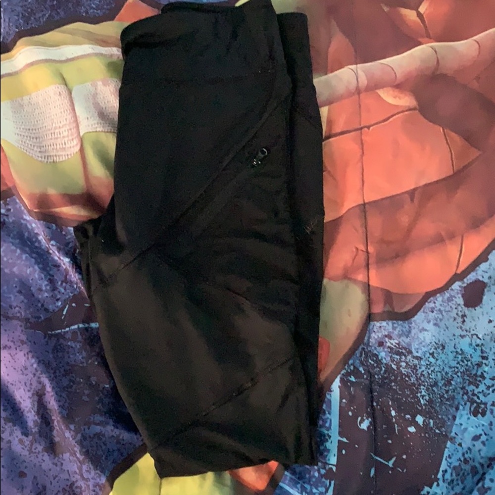 Black leggings